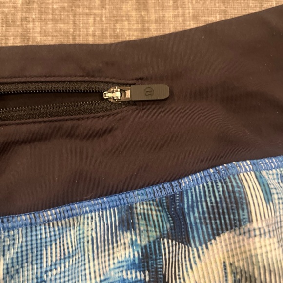 Lululemon Athletica Blue and Black Athletic Shorts - Picture 6 of 8